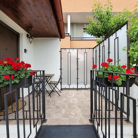 Rose Garden House Leilighet Bucureşti Eksteriør bilde